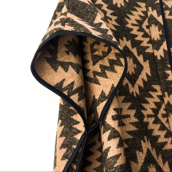 NEW! Vero Moda Navajo Poncho - Picture 7 of 11